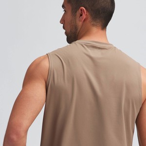 Débardeurs de sport fabriqués au Pakistan, qualité supérieure, matière respirante, débardeur sans manches pour homme de haute qualité, motif uni, singlet - Product Image 4