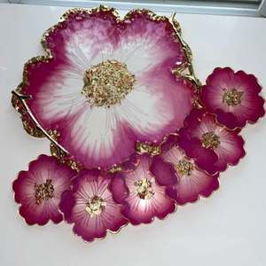 Posavasos elegantes de resina con diseños florales para decoración de primavera y verano a muy buen precio - Product Image 3