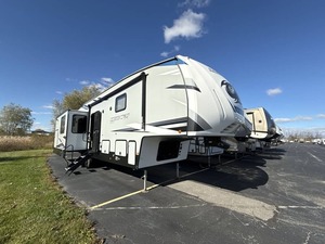 EXCELENTE, IMPECABLE, Nuevo/Usado 2021 Forest River Arctic Wolf 3550S-U-I-T-E - Product Image 5