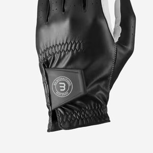 Gants de golf en cuir véritable de haute qualité, fabriqués sur mesure, conçus pour un confort respirant et un ajustement flexible lors des séances de golf quotidiennes - Product Image 3