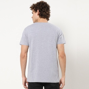 Venta al por mayor OEM 100% algodón tejido Ultra suave cuello redondo Camiseta logotipo personalizado impresión patrón de letra Lisa diseño para hombres - Product Image 2