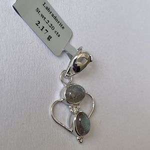 จี้หินลาบราดอไรต์ธรรมชาติสำหรับผู้หญิงจาก Shah Gems เงินแท้ 925 ประดับขอบโรสโกลด์ จี้ห้อยประดับอัญมณี - Product Image 4