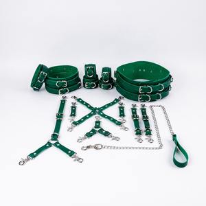 Ensemble de retenue BDSM 16 pièces de différentes couleurs et options de quincaillerie ceinture et menottes de cuisse BDSM-0020 en cuir de vachette véritable - Product Image 5