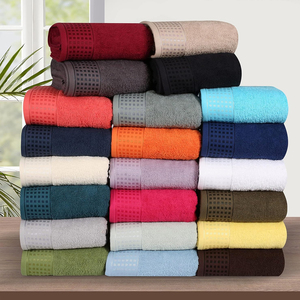 Serviette de bain à main personnalisée en gros logo brodé serviettes blanches 100% serviettes en coton pour ensembles de luxe d'hôtel - Product Image 4