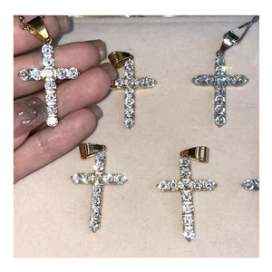 Gioielli di moda Hip Hop <span class=keywords><strong>oro</strong></span> pieno di <span class=keywords><strong>collana</strong></span> <span class=keywords><strong>croce</strong></span> <span class=keywords><strong>con</strong></span> diamanti <span class=keywords><strong>collana</strong></span> <span class=keywords><strong>con</strong></span> <span class=keywords><strong>croce</strong></span> in <span class=keywords><strong>oro</strong></span> <span class=keywords><strong>collana</strong></span> <span class=keywords><strong>croce</strong></span> in <span class=keywords><strong>oro</strong></span> <span class=keywords><strong>collana</strong></span> portafortuna da donna - Product Image 1