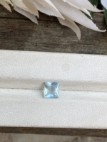 Aigue-marine naturelle carrée de 6mm, pierre aigue-marine à facettes pour la fabrication de bijoux 1.00 carat
