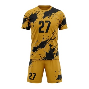 Uniforme de Fútbol Personalizado por Sublimación, 100% Poliéster de Secado Rápido, Conjunto de Camiseta de Fútbol para Hombre, Diseño Geométrico Marrón Dorado, Entrenamiento de Equipo - Product Image 6