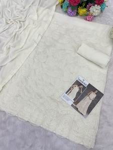 2025 New Hit Design Heritage-inspirado en Women Kurti está hecho de tela Faux Georgette perfecta para recepciones/ceremonias nupciales - Product Image 4