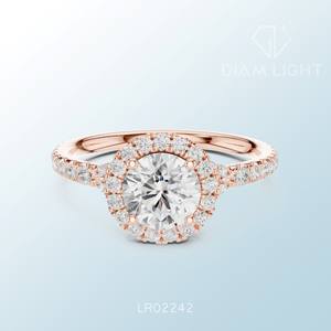 Elegante anillo de racimo redondo hecho a medida, certificado por IGI, diseño personalizado, ideal para compradores de joyería de compromiso, nupcial y de moda. - Product Image 3