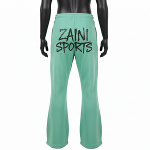 Pantalon évasé en molleton de coton premium pour homme, vert délavé au soleil, avec logo personnalisé en strass thermocollé, coupe ajustée - Product Image 2