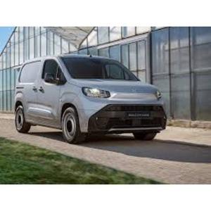 Haute valeur utilisée pour Toyota ProAce Rav4 à vendre faible kilométrage avec direction à gauche et sièges en cuir - Product Image 1