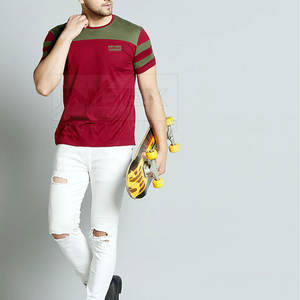 T-shirts pour hommes de haute qualité Motif solide en coton/polyester confortable pour une utilisation en extérieur Nouveau stock - Product Image 4