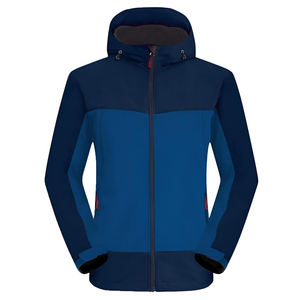 Veste Softshell imperméable pour femmes en gros avec capuche, doublée en polaire, veste d'hiver isolée, coupe-vent, veste de randonnée - Product Image 2