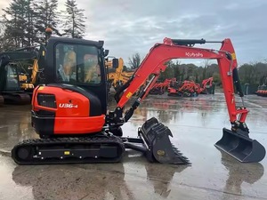 La pelle sur chenilles haute performance U35-3 Kubota utilisée entre 1 et 5 tonnes de poids en ordre de marche comprend un roulement de moteur à godet - Product Image 2