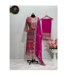 Ensemble brodé de costume indien pakistanais en fausse georgette pour les mariages, les fêtes de fête et les fêtes traditionnelles - Product Image 1