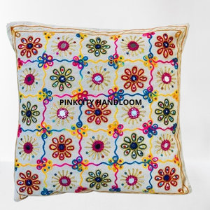 เย็บปักถักร้อยตกแต่งหมอนสําหรับห้องนั่งเล่นโยนหมอนกรณีที่กําหนดเองปักเบาะครอบคลุมคุณภาพที่ดีที่สุด - Product Image 1