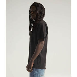 T-shirt style rue abordable coupe ample Shaka Wear T-shirt surdimensionné en coton à manches tombantes et épaules tombantes - Product Image 2