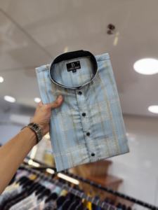 Kurta de trabajo formal bordado con Secuencia de ganchillo de tela de seda para colección de bodas y fiestas de hombres - Product Image 3