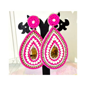 Boucles d'oreilles faites à la main fantaisie pour les occasions de mariage et de festival Achetez maintenant auprès d'un grossiste indien à bas prix - Product Image 6