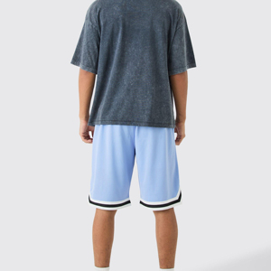 Pantalones cortos de malla de baloncesto personalizables para hombre bordado clásico impreso en blanco brillante pantalones cortos sublimados patrón bolsillos de bajo precio - Product Image 4