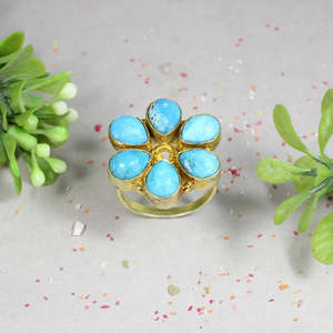 Vente en gros de bague 8x5mm en forme de poire fleur turquoise en argent sterling 925 Nettoyeurs de bijoux élégants et polonais - Product Image 2