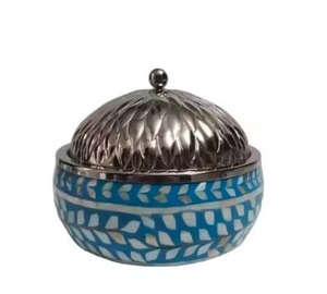 Vente chaude Hotpot Personnalisé Fini À La Main Designer Casserole Forme Ronde Hôtel Fournitures De Luxe En Métal Alimentaire Serveur - Product Image 2