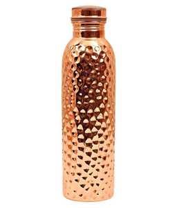 Bouteilles en cuivre de qualité supérieure avec deux verres Dernières bouteilles en cuivre faites à la main conçues à vendre par Haxagon International - Product Image 2
