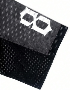 Camiseta deportiva de malla duradera, tejido transpirable, ligera, diseñada para entrenamientos intensos y actividades. - Product Image 2