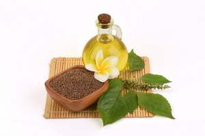 Aceite de Perilla Natural 100% grado cosmético prensado en frío de semillas forma líquida embalaje a granel 25kgs 180kgs - Product Image 2