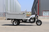 Nouveau modèle 2026 de tricycle motorisé à essence à carrosserie ouverte, avec pare-brise, robuste, pour le transport de passagers et de marchandises, destiné à l'exportation chinoise