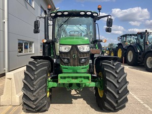 Tractor de granja John For Deere 6130R usado de alta calidad a la venta - Product Image 2