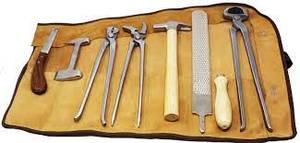 NOMI BROTHERS GERMAN Horse Farrier Tool Kit de herramientas de cuidado equino Hoof Nipper Knife CE ISO APROBADO - Product Image 4