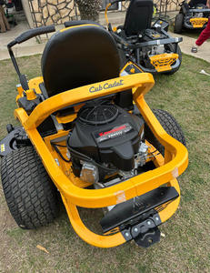 Ultima ZT1 50 chez Cub Cadet. Plateforme flottante fabriquée avec moteur Kawasaki V-Twin 23HP série FR et double transmission hydrodynamique G - Product Image 5