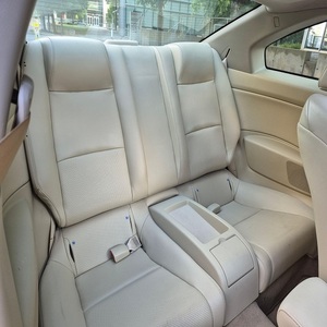 Alerte Offre Exceptionnelle! Infi niti G35 Coupé 2006 Super Propre, Boîte Manuelle 6 Vitesses, Moteur V6 3.5L, Propulsion Arrière, Rouge Laser, Coupé de Luxe - Product Image 4