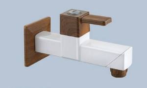 Soporte de Plástico Pulido por Gravedad de Alta Calidad para Lavadora, Diseño Moderno, Ligero, Anticorrosión, Montado en Cubierta - Product Image 3