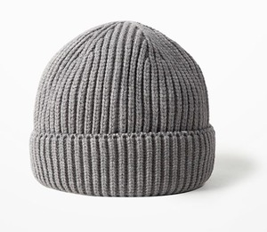 Bonnet en laine mélangée avec étiquette tissée personnalisée et motif de lettres, de haute qualité, unisexe, pour adultes, pour la plage et les voyages - Product Image 1