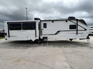 Nueva Remolque de Viaje Estándar Keystone Coleman 13R 2026 para Campamentos Familiares - Product Image 4