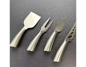 Usine en acier inoxydable avec manche en bois fromage épandeur couteaux ensembles vaisselle couverts dernier 18/8 métal couteau à fromage couverts - Product Image 4