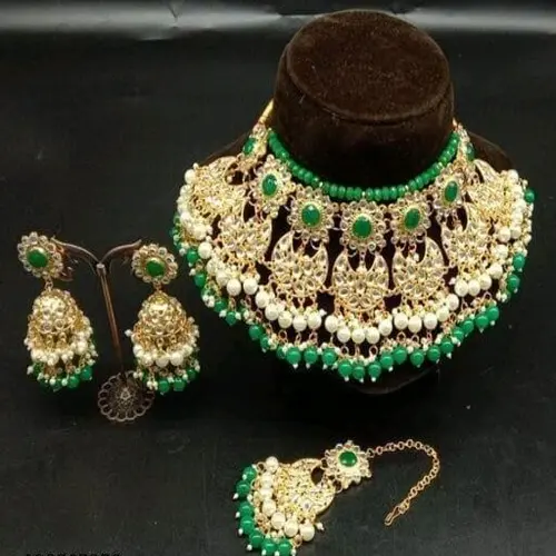 JMC Heera-joyería chapada en oro, piedras Kundan y cuentas, Gargantilla, collar, conjunto