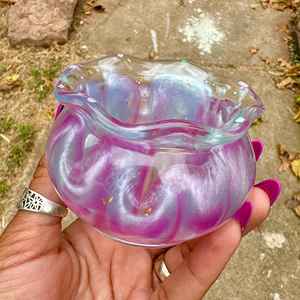 Bol en résine de grande taille en forme de fleur bleue polie à la main, accent doré, écologique, décoration bohème pour la maison, cadeau de fête, personnalisé - Product Image 4