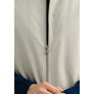 High Quality Unisex Formal Puffer Vest Winter with Zipper Closure Breathable Paisley Pattern Polyester Fabric - Product Image 5