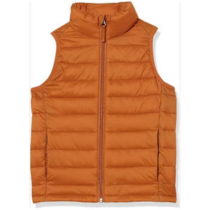 Veste sans manches pour homme de la meilleure qualité avec rembourrage léger, fermeture à glissière lisse et tenue de voyage confortable - Product Image 1