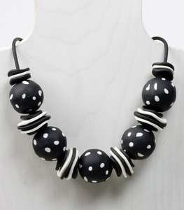 Collier en perles de résine faites à la main Craft Exim, bijoux de mode haut de gamme, élégant pour femmes, à porter en toute saison, cadeau, qualité d'exportation - Product Image 2