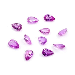 Saphirs roses naturels du Mozambique, formes poire calibrées, non traités, 3x5mm et 4x6mm, pierres précieuses rouges ovales de laboratoire, traitées thermiquement - Product Image 1
