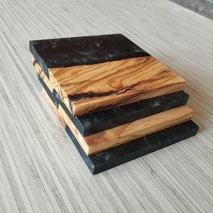 Dessous de verre en résine d'acacia gravé sur mesure Ensemble de dessous de verre époxy rond carré isolé avec support de table pour la maison - Product Image 6