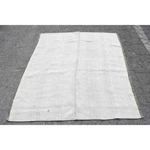 พรมวินเทจ ขนาด 5.6x4.7 ฟุต พรมลายสัตว์สีขาว - Product Image 3
