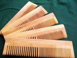 Peines de madera hechos a mano, ideal para reventa, adecuado para peluquería y estilistas de pelo, se puede personalizar en tus patrones - Product Image 3