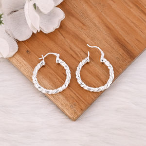 Aros de Plata 925 de Diseño Clásico Personalizado para Chicas y Mujeres, para Uso Universitario, de Oficina y Diario, a Precio de Mayoreo - Product Image 5