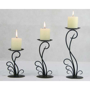 Bougeoir décoratif de maison de Noël au design moderne Candélabre en laiton jaune de première qualité à prix abordable - Product Image 4