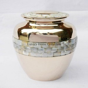 Newly Arrival Silver Shiny Polished Butterflies Engraved Designer Pets Memorial <b>Keepsake</b> <b>Ashes</b> Cremation Urns In Cheap Price - Product Image 6